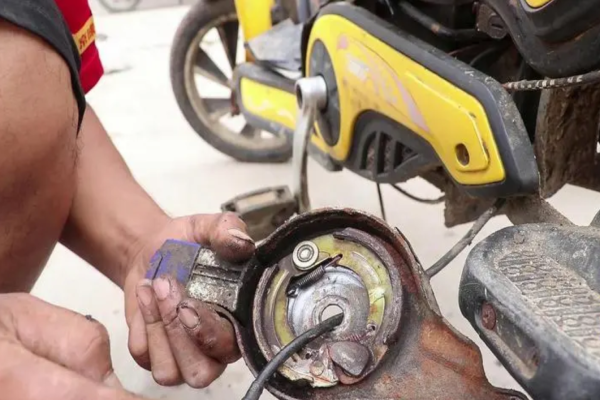 宜宾市电动车刹车故障